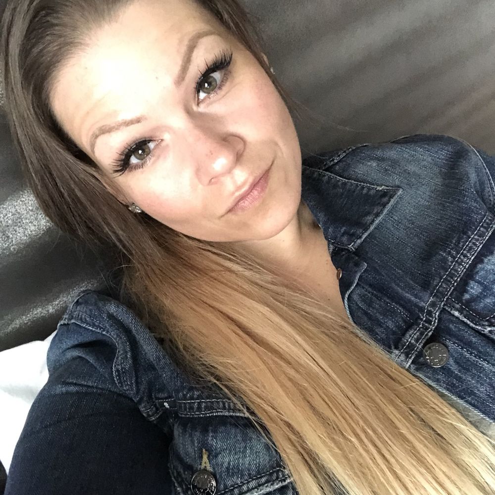 Meet your Posher, Christin